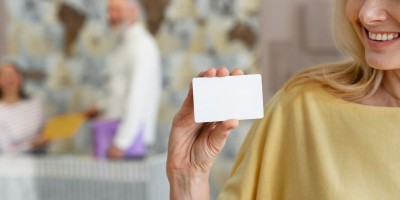 Editorial Efigie. Imprimir tarjetas de visitas o comerciales